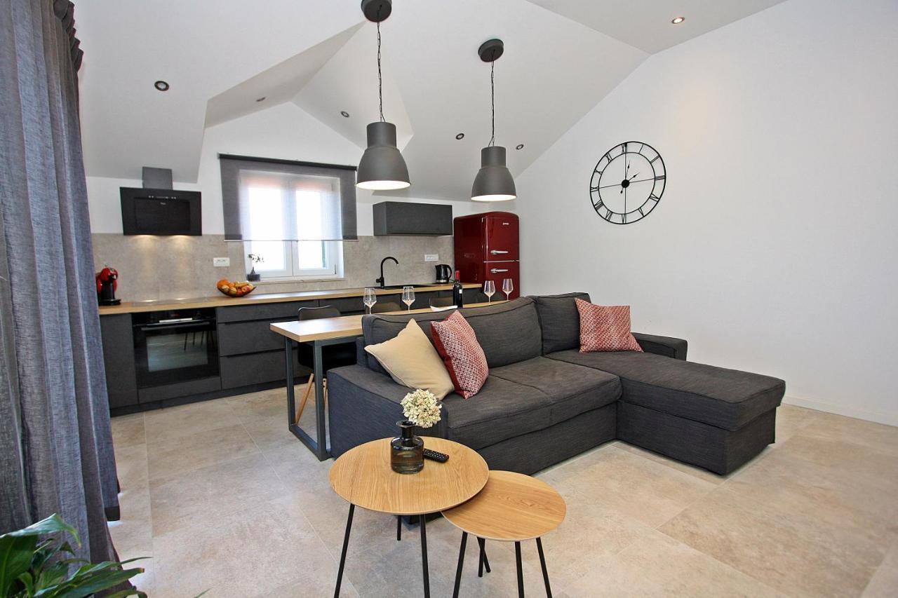 Apartman Gajka Supetar Exterior photo